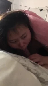 肉肉的女生哦